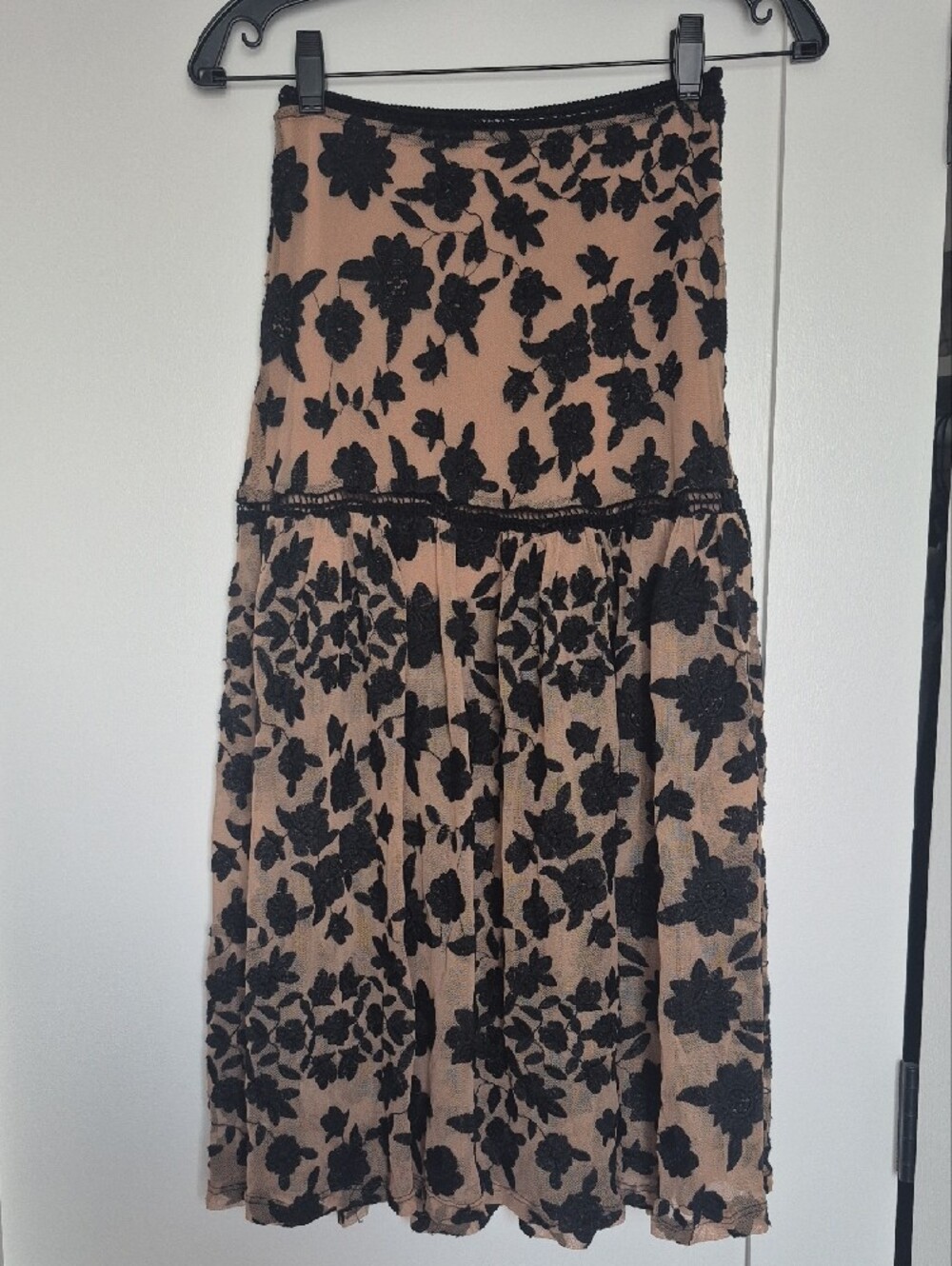 For Love & Lemons Black Floral Appliqué Mesh Set, Small - Picture 10 of 17